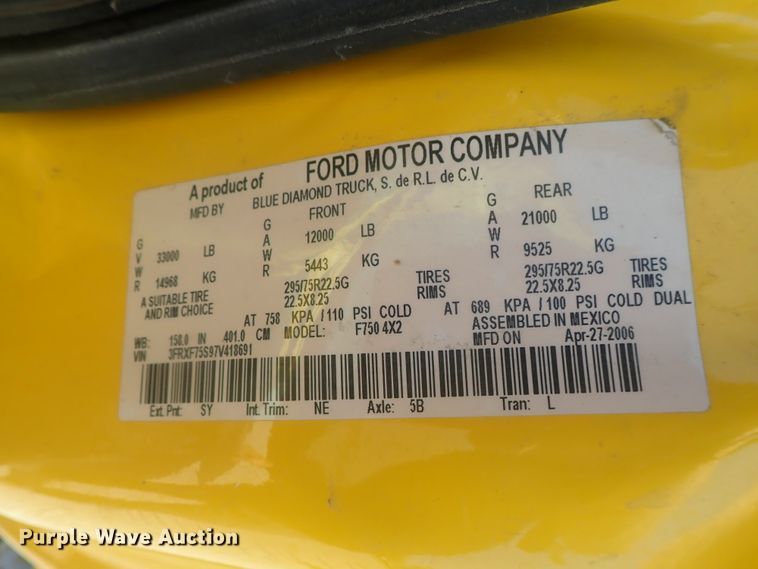 image for item DI4721 2007 Ford F750  bucket truck