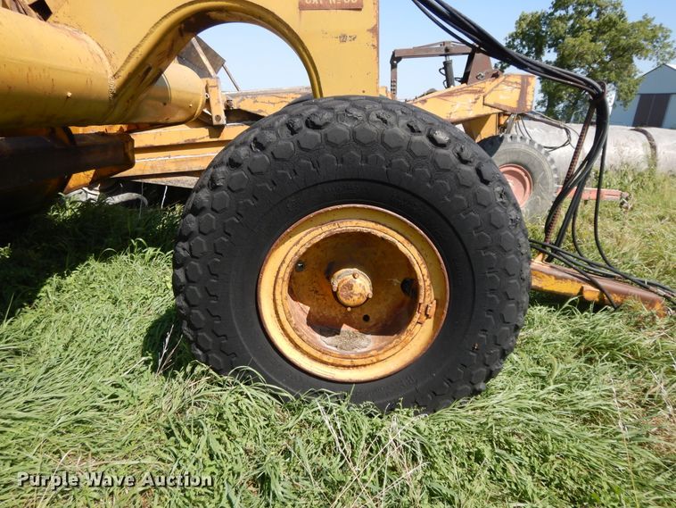 image for item DI7632 Caterpillar 80  scraper