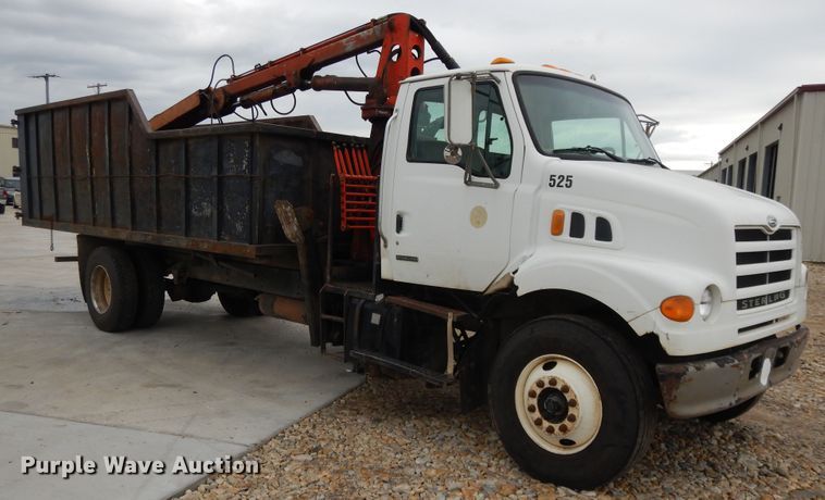 image for item DI7664 2002 Sterling L-Line  crane truck