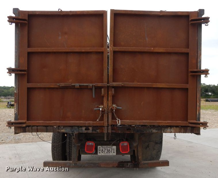 image for item DI7664 2002 Sterling L-Line  crane truck