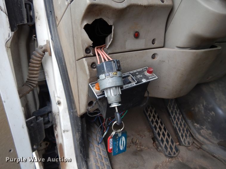 image for item DI7664 2002 Sterling L-Line  crane truck