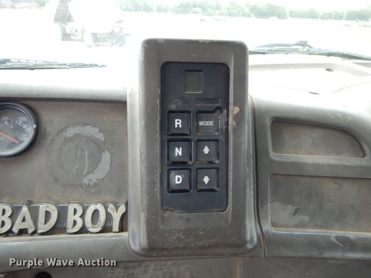 image for item DI7664 2002 Sterling L-Line  crane truck