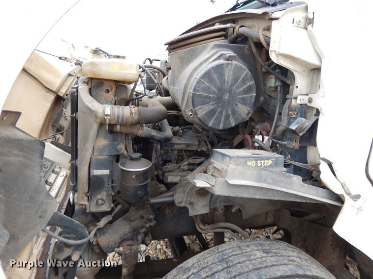 image for item DI7664 2002 Sterling L-Line  crane truck