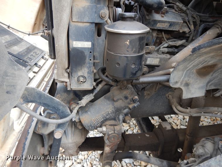 image for item DI7664 2002 Sterling L-Line  crane truck