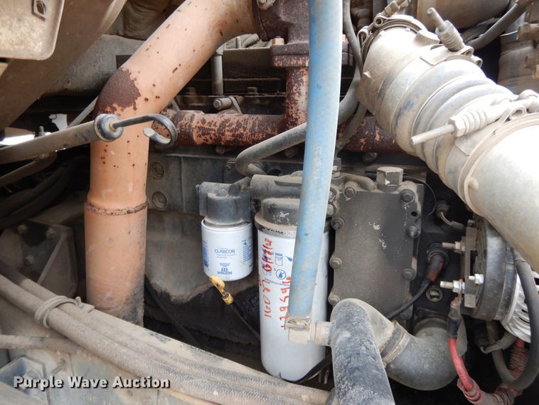 image for item DI7664 2002 Sterling L-Line  crane truck