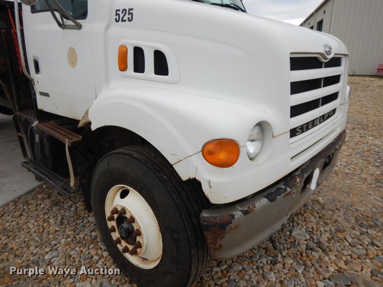 image for item DI7664 2002 Sterling L-Line  crane truck