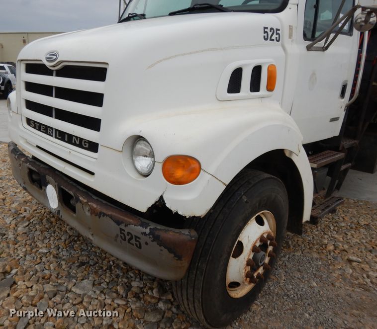 image for item DI7664 2002 Sterling L-Line  crane truck