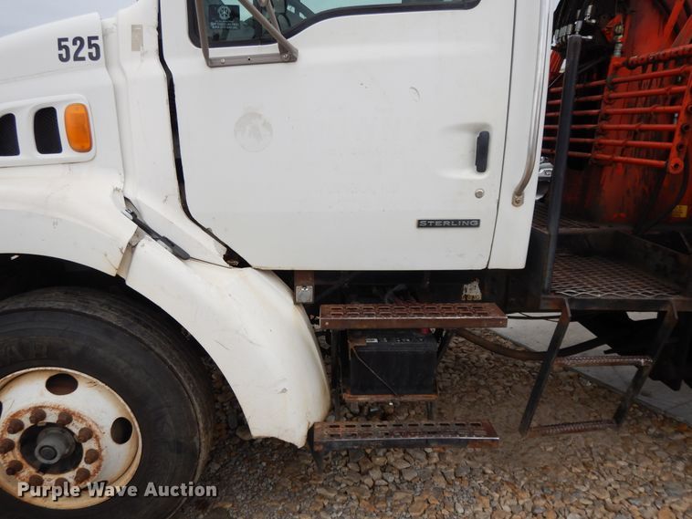 image for item DI7664 2002 Sterling L-Line  crane truck