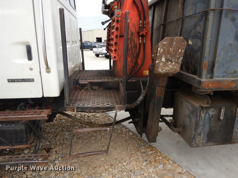 image for item DI7664 2002 Sterling L-Line  crane truck