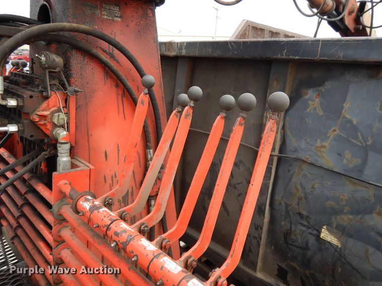 image for item DI7664 2002 Sterling L-Line  crane truck