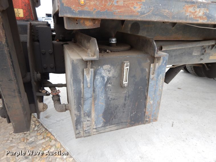 image for item DI7664 2002 Sterling L-Line  crane truck