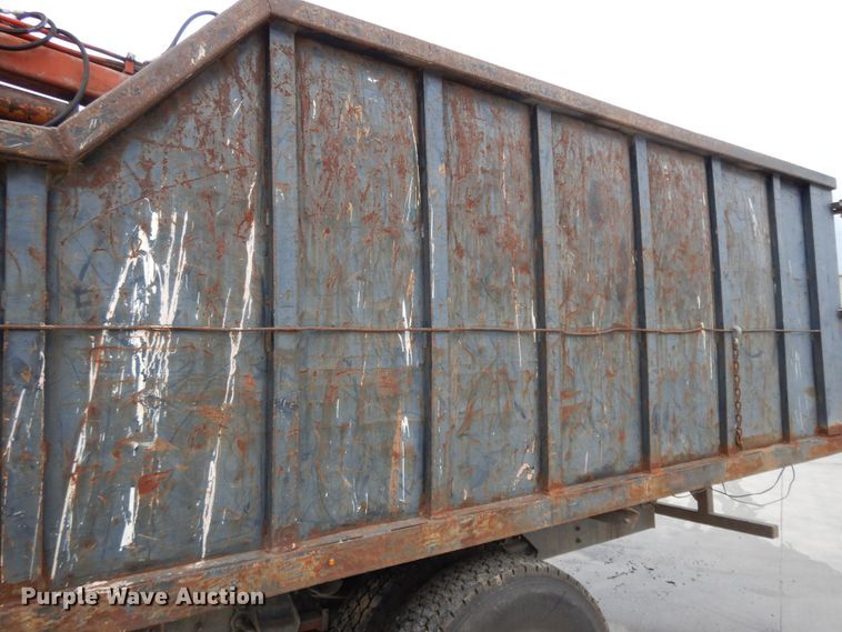 image for item DI7664 2002 Sterling L-Line  crane truck