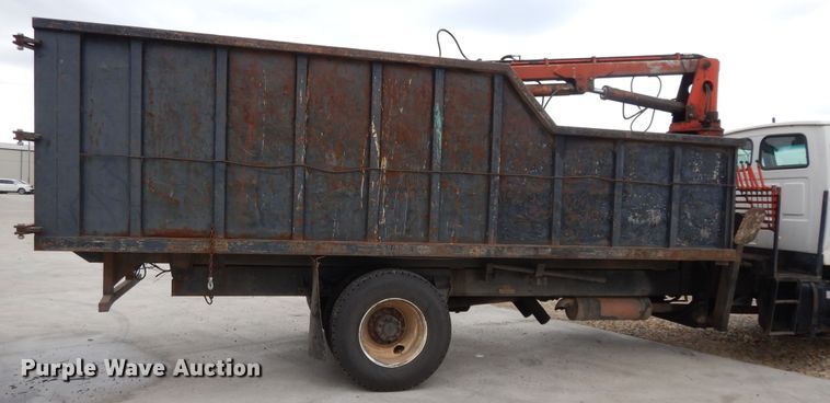 image for item DI7664 2002 Sterling L-Line  crane truck