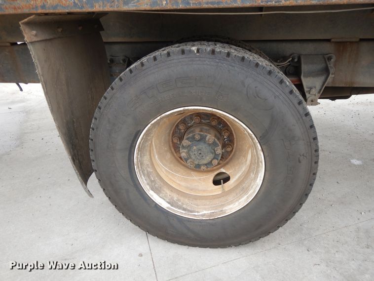 image for item DI7664 2002 Sterling L-Line  crane truck