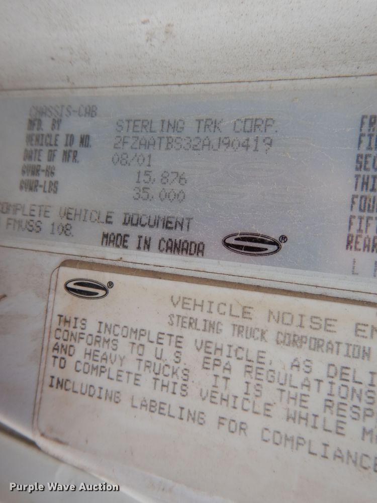 image for item DI7664 2002 Sterling L-Line  crane truck