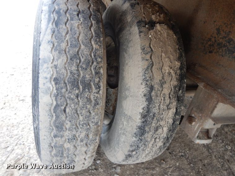 image for item DI7684 1996 Starlite 25TDPI equipment trailer