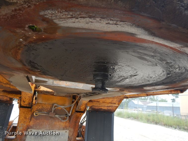 image for item DI7685 1991 Trail King TK70HDG-422 lowboy equipment trailer