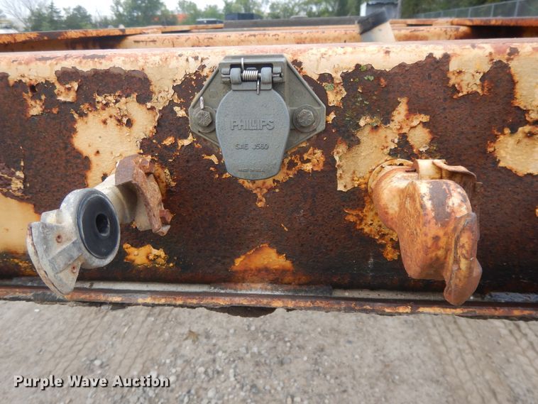 image for item DI7685 1991 Trail King TK70HDG-422 lowboy equipment trailer