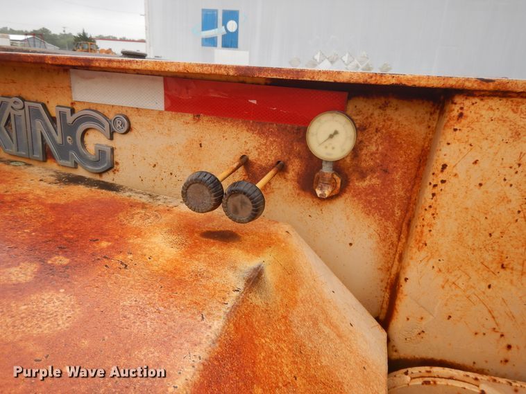 image for item DI7685 1991 Trail King TK70HDG-422 lowboy equipment trailer