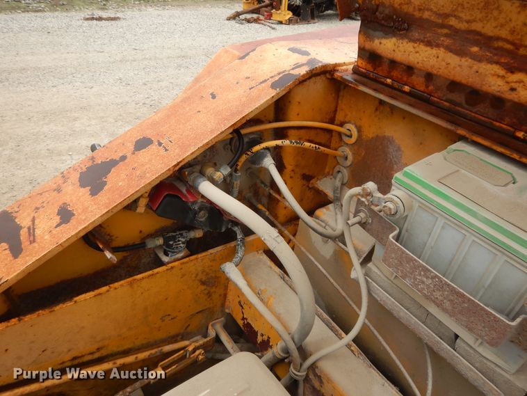 image for item DI7685 1991 Trail King TK70HDG-422 lowboy equipment trailer