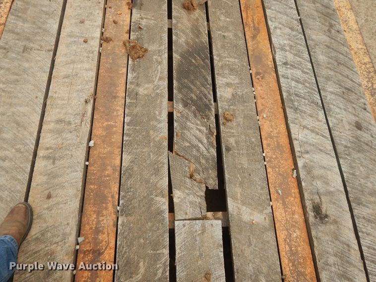 image for item DI7685 1991 Trail King TK70HDG-422 lowboy equipment trailer