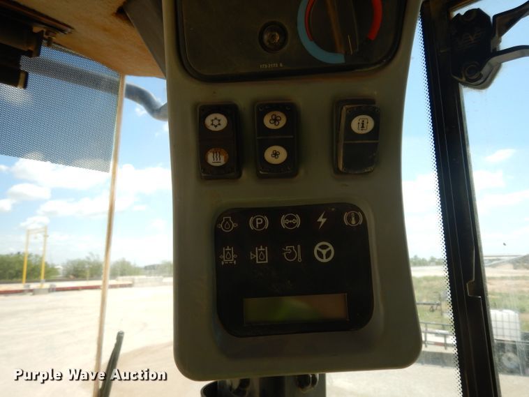 image for item DI8499 2006 Caterpillar 980H  wheel loader