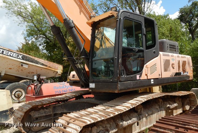 image for item DI8502 2014 Sany 335C  excavator