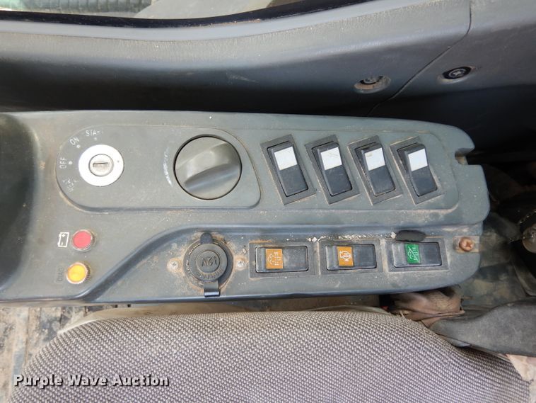 image for item DI8502 2014 Sany 335C  excavator