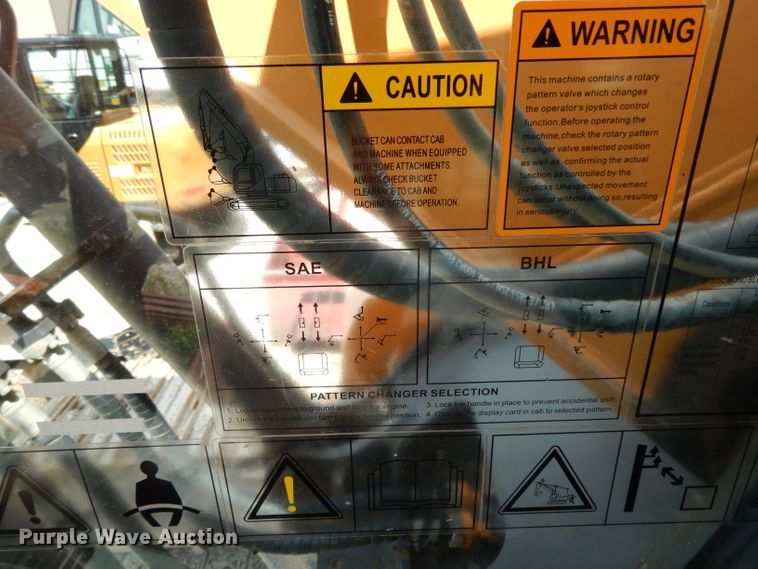 image for item DI8502 2014 Sany 335C  excavator