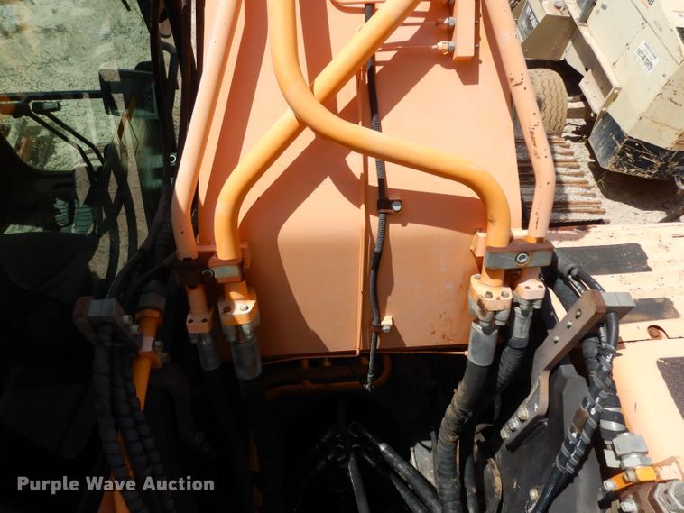image for item DI8502 2014 Sany 335C  excavator