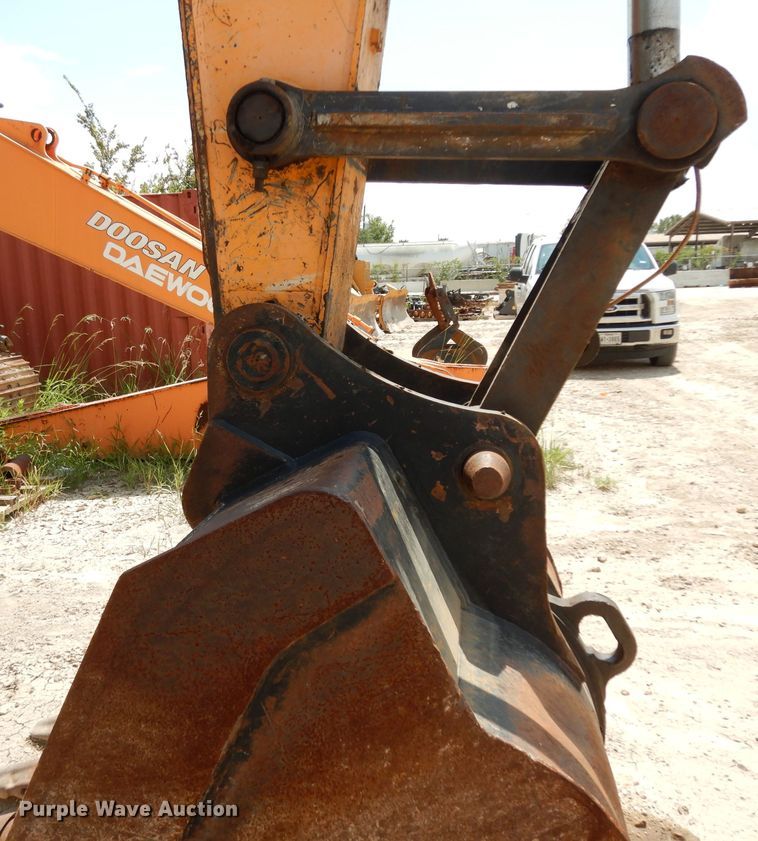image for item DI8502 2014 Sany 335C  excavator