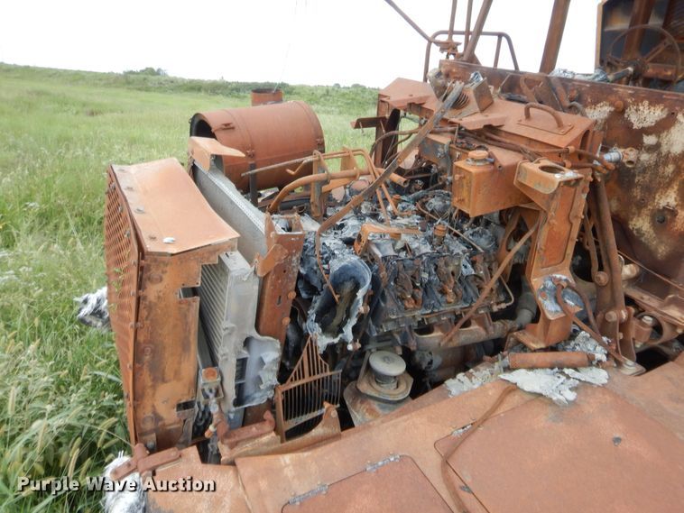 image for item DJ2009 2006 John Deere 400D  haul truck