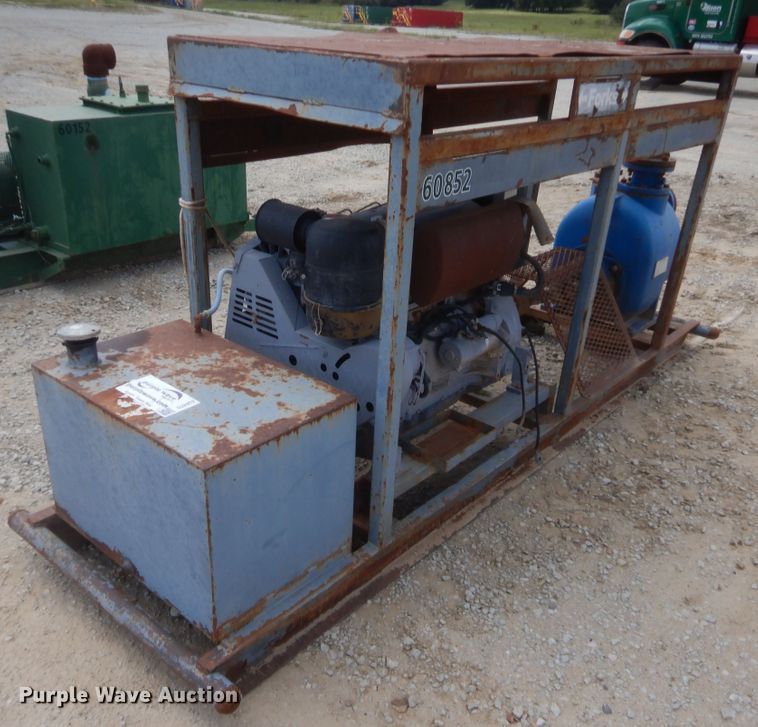 image for item DJ2012 Deutz 8250591 mud pump