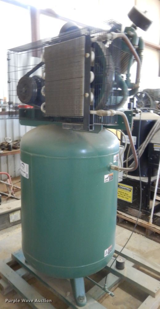 image for item DJ2016 Champion VR10-12 air compressor