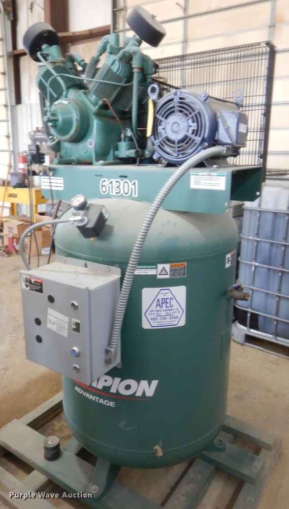 image for item DJ2016 Champion VR10-12 air compressor