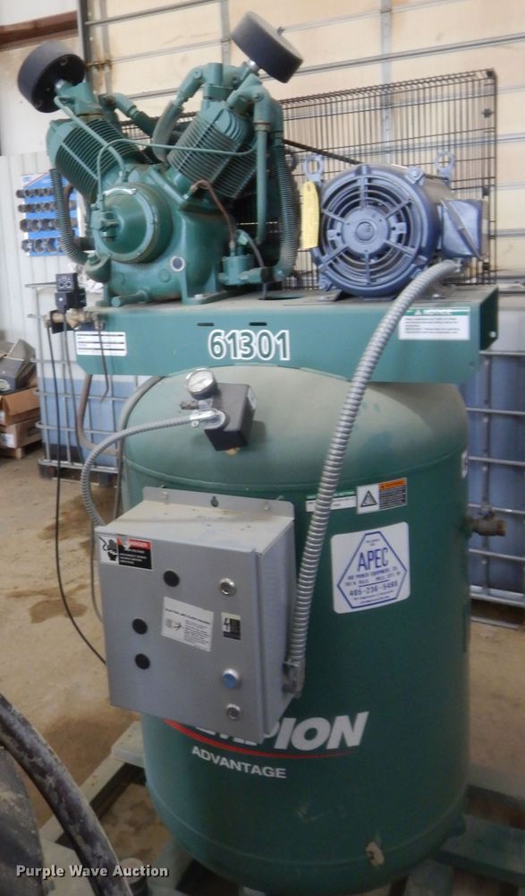 image for item DJ2016 Champion VR10-12 air compressor