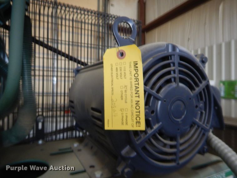 image for item DJ2016 Champion VR10-12 air compressor