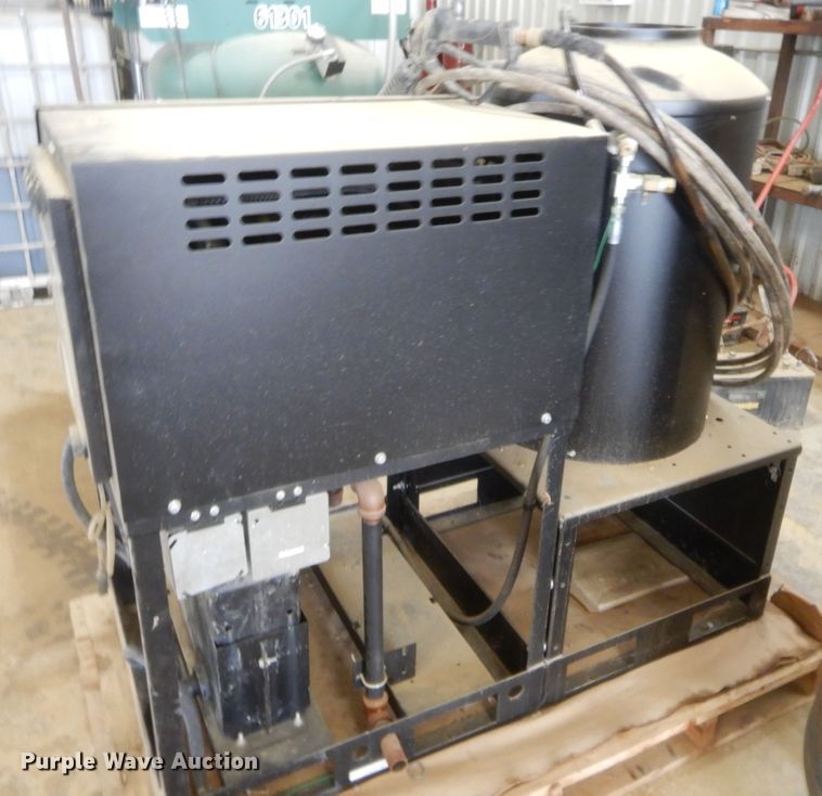 image for item DJ2017 Mi-T-M HEG-3005-0E2G pressure washer