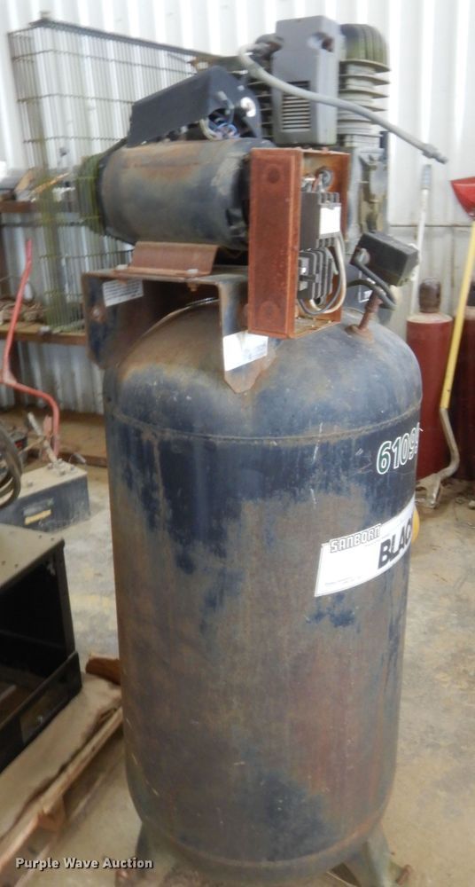 image for item DJ2018 Black Max air compressor