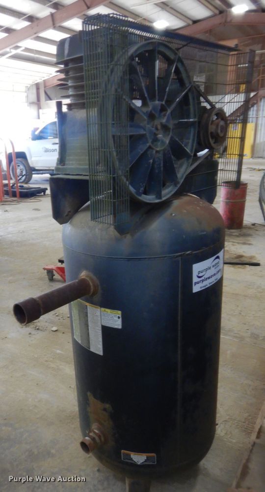 image for item DJ2018 Black Max air compressor