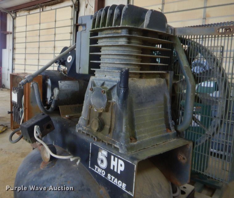 image for item DJ2018 Black Max air compressor