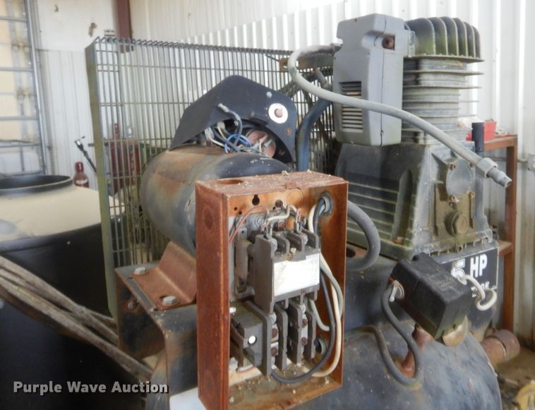 image for item DJ2018 Black Max air compressor