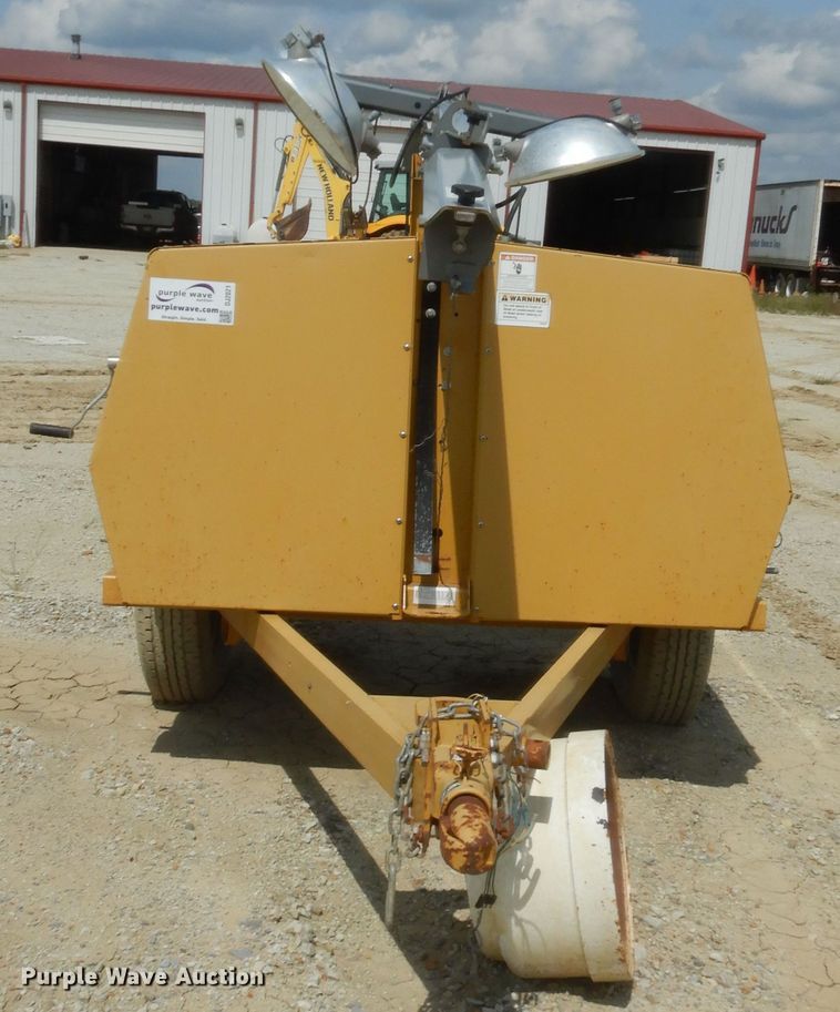 image for item DJ2021 2013 Allmand Maxi-Lite II  light plant