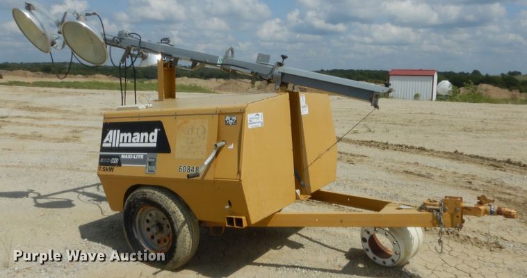 image for item DJ2021 2013 Allmand Maxi-Lite II  light plant