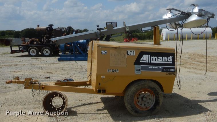 image for item DJ2021 2013 Allmand Maxi-Lite II  light plant