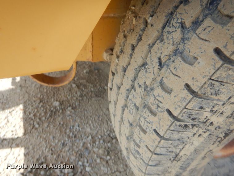 image for item DJ2021 2013 Allmand Maxi-Lite II  light plant