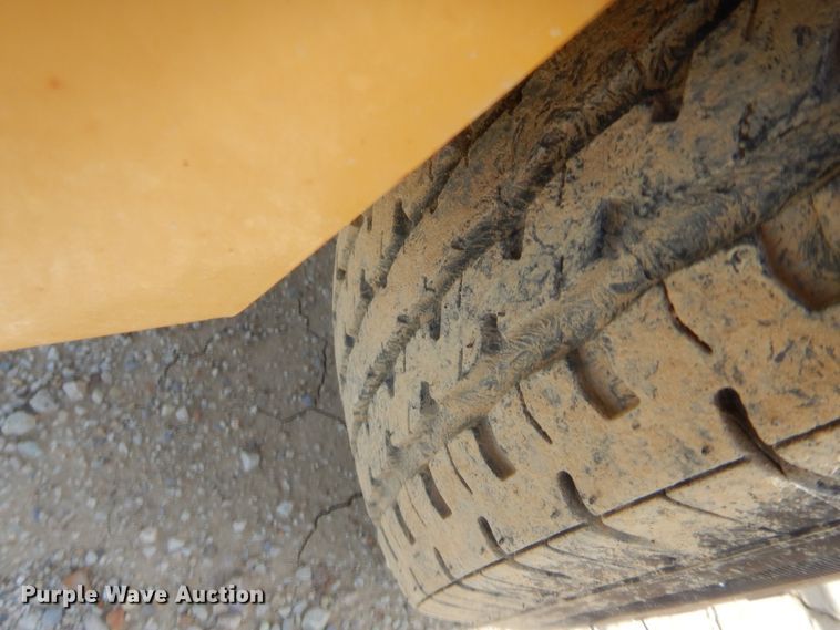 image for item DJ2021 2013 Allmand Maxi-Lite II  light plant