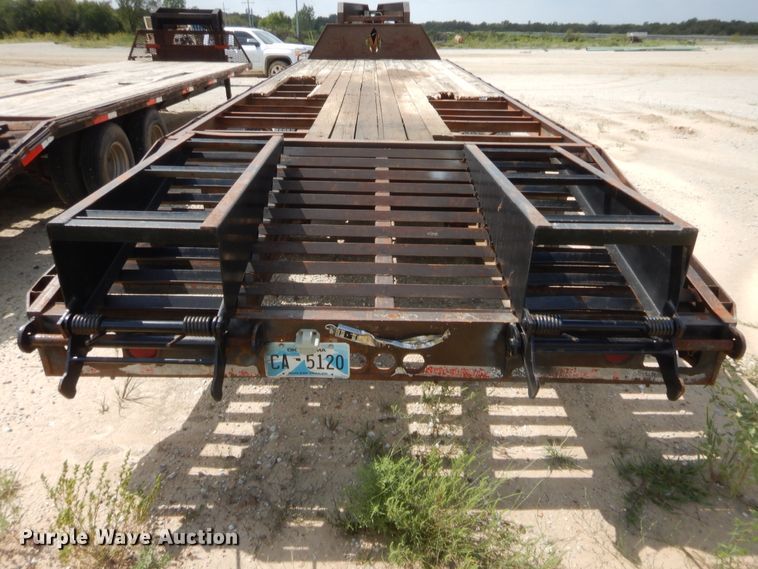 image for item DJ2027 1995 Fleetneck RDCL equipment trailer