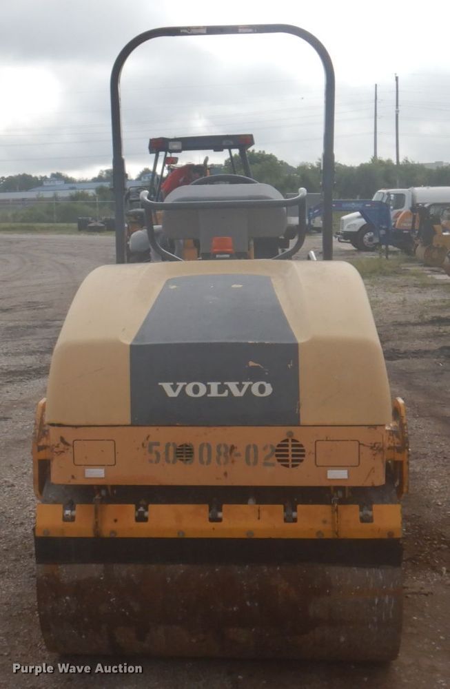 image for item DY9512 2011 Volvo DD29  vibratory double drum roller
