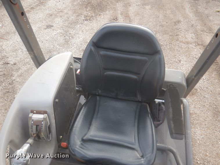 image for item DY9512 2011 Volvo DD29  vibratory double drum roller